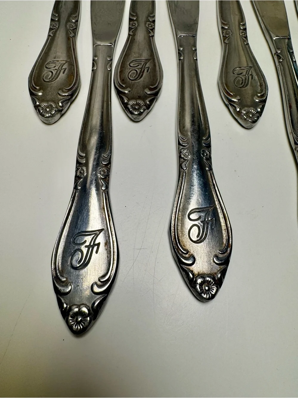 Vintage Customcraft Stainless Flatware Knives, Lot of 7 with Monogram “F”